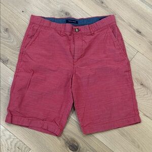 Tommy Hilfiger Men’s Red Flat Front Casual Shorts (Size 32)